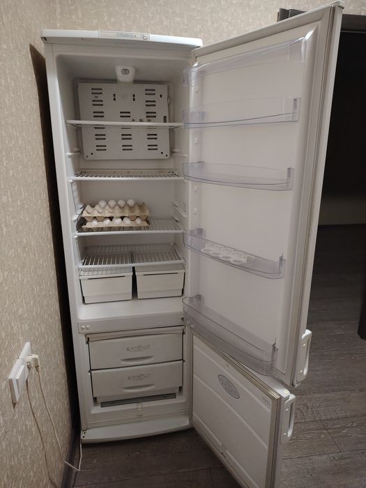 Продам холодиьник