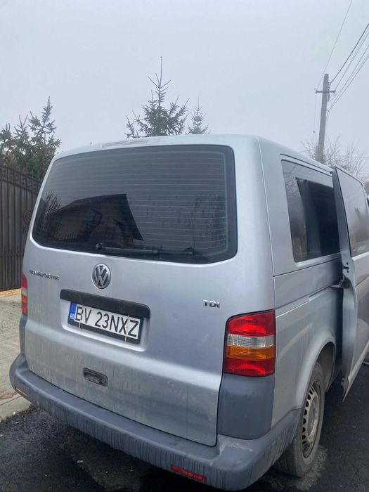 Vând Wolkswagen T5
