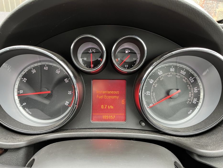 Vând/ dezmembrez Opel Insignia 2009 1.8 benzină volan partea dreaptă