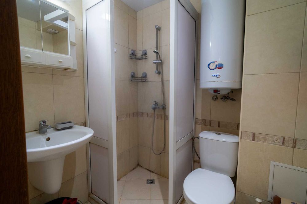 Дава се под наем Тристаен апартамент в Варна, Операта - 80 кв.м за 747.66 € - Снимка #8