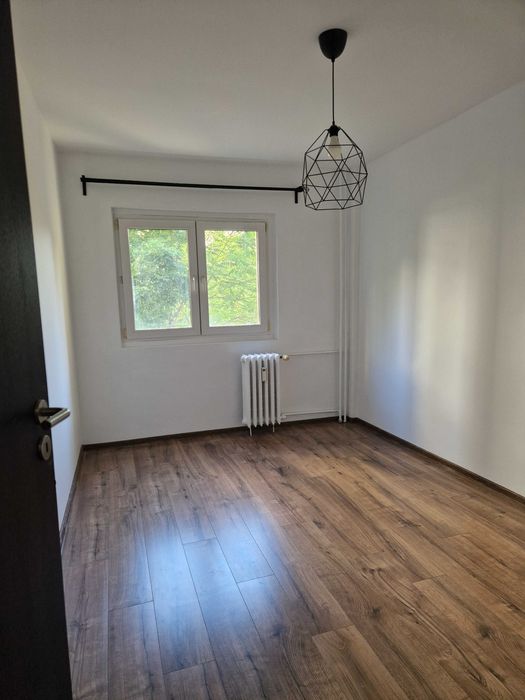 Vand apartament 3 camere zona Mega Mall, Stadion National, proprietar