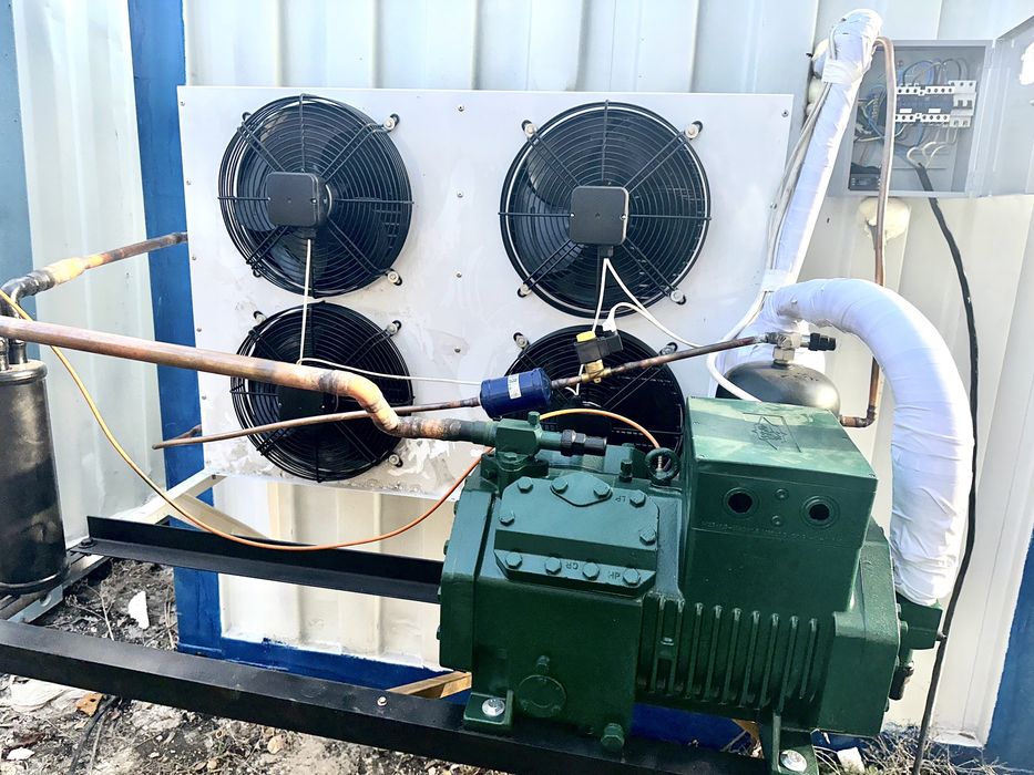 Холодильная камера рефрижератор  морозильник