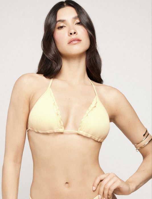 Нов бански Tezenis рипсана материя – пастелно жълт, горнище 80B/75C/70D/65E, долнище S