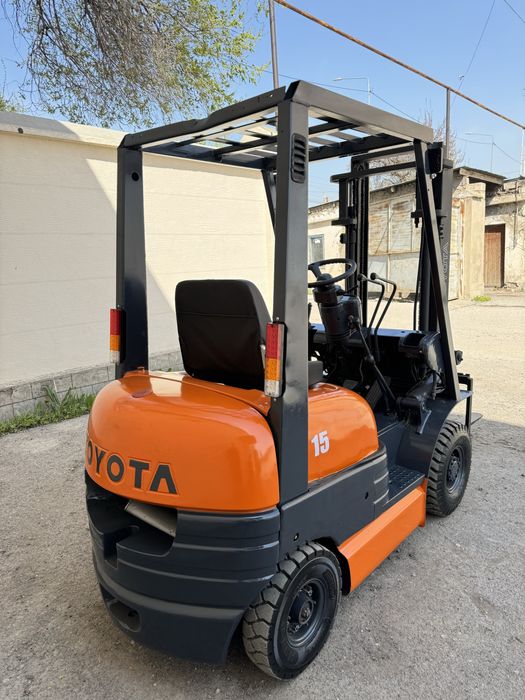 Вилочный погрузчик кара автокара