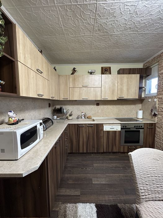 Дава се под наем Тристаен апартамент в Пазарджик, Идеален център - 100 кв.м за 280.5 € - Снимка #7