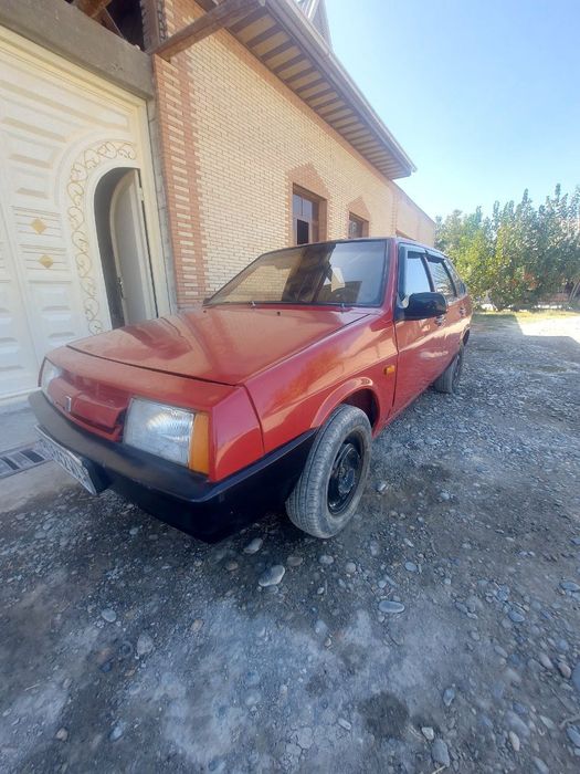 Ваз 09 срочно сотилади