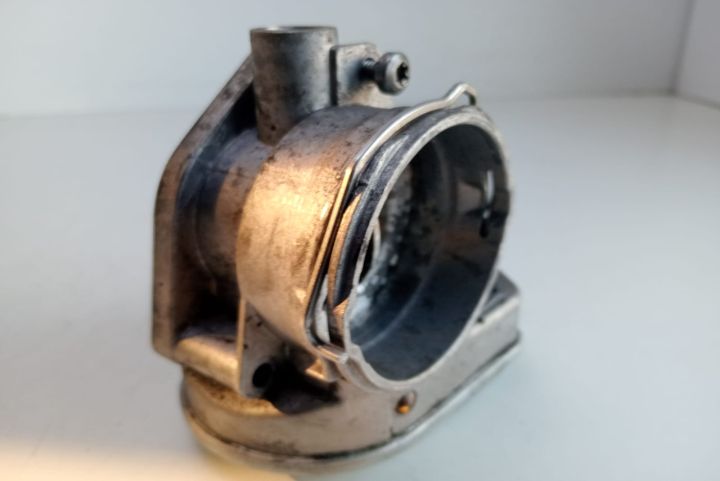 Clapeta  acceleratie V10810011 Volkswagen VW Caddy a 3-a generatie se