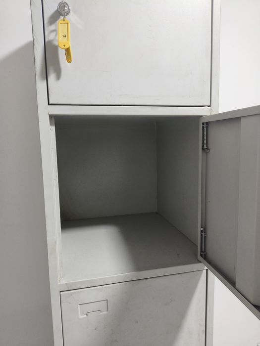 Локер Ячеечный шкаф сумочница