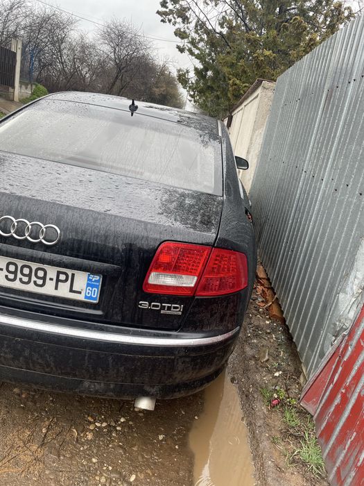 Dezmembrez Audi A8 d3 3.0 ASB/volan mahon/cutie/egr/usi/capotă/STOPURI/motor/faruri bi-xenon/aripi/perne/turbo/convertizor/statie bose/oglinzi/trager