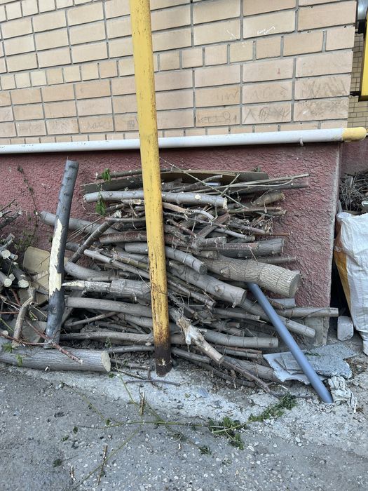 Бесплатно отдам на дрова самовывоз