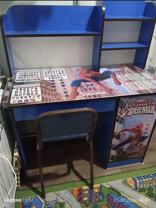Кровать шкаф стол