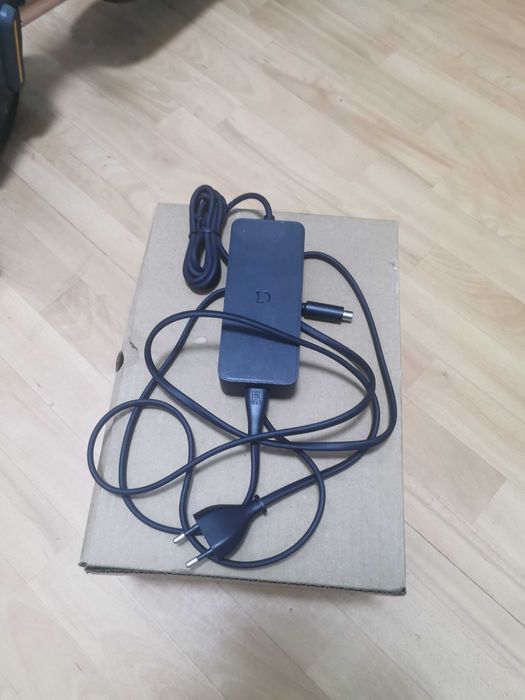 Trotineta electrica Xiaomi Mijia M365 ca noua, folosita foarte putin