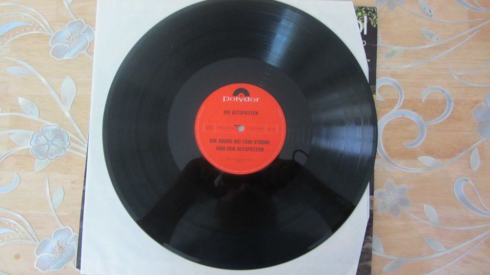 Muzica veche ungureasca  magyar dalok es csardasok discuri vinil