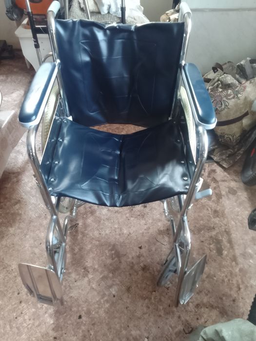 Коляска инвалидная