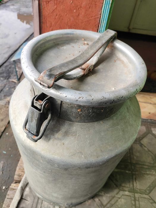 Продам флягу без ручек
