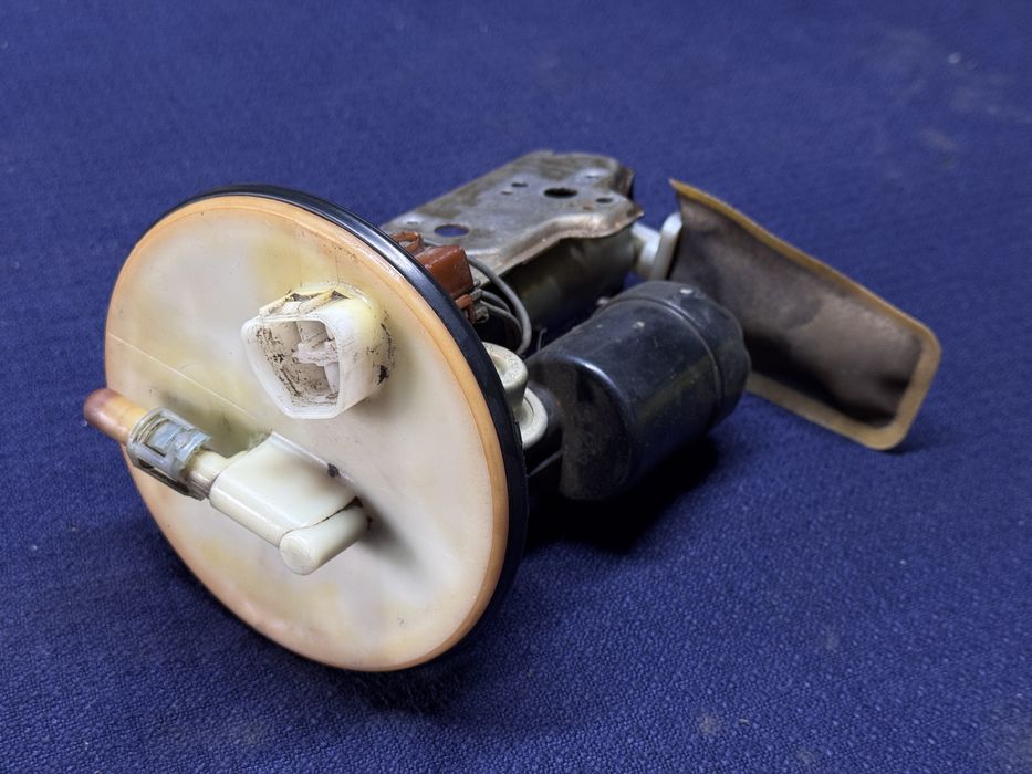 Бензонасос камри 20,25