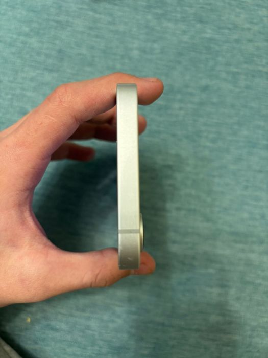 Айфон 16е обменн