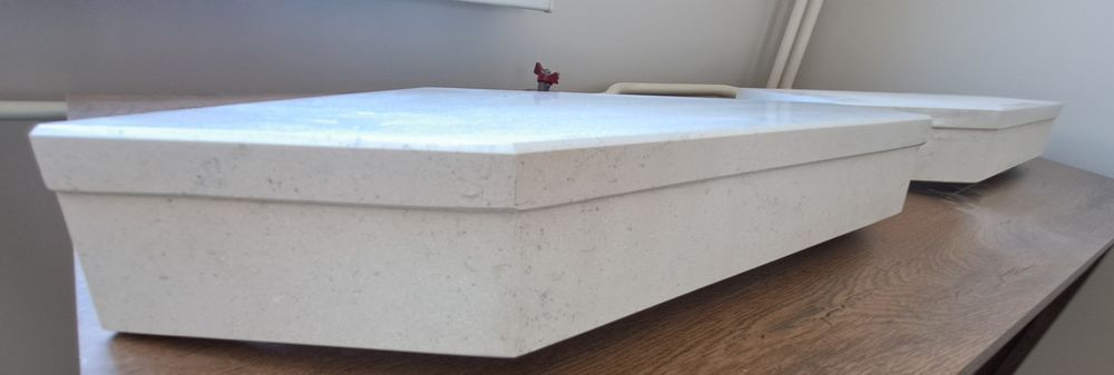 Рафтове от мраморизиран варовик