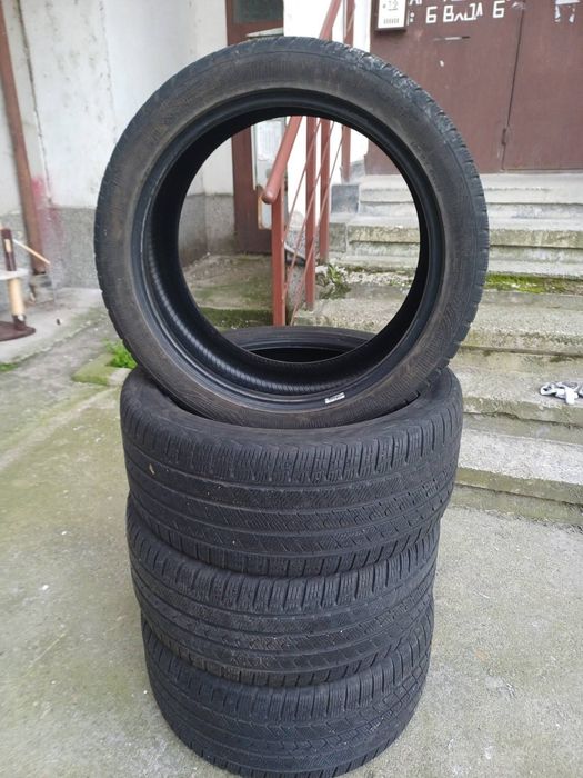 Всесезонни Гуми 275/40/21 107Y