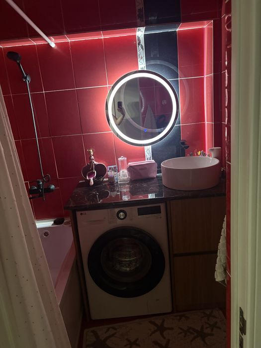 Продам 2 комнатную квартиру