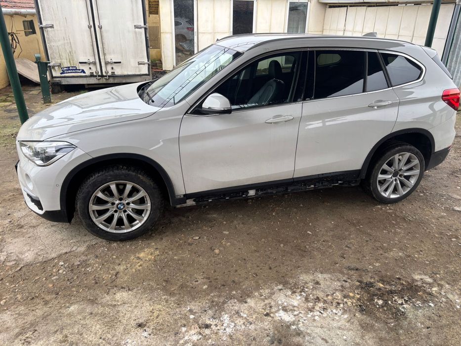 Capota usa aripa bmw haion praguri triple bmw x1 f48