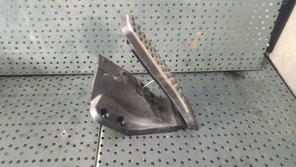 Pedala acceleratie 2.0 cdi mercedes glc c253 a2533000104