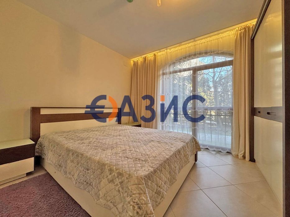 Продава се Двустаен апартамент в к.к. Слънчев бряг - 68 кв.м за 938 €/кв.м - Снимка #1