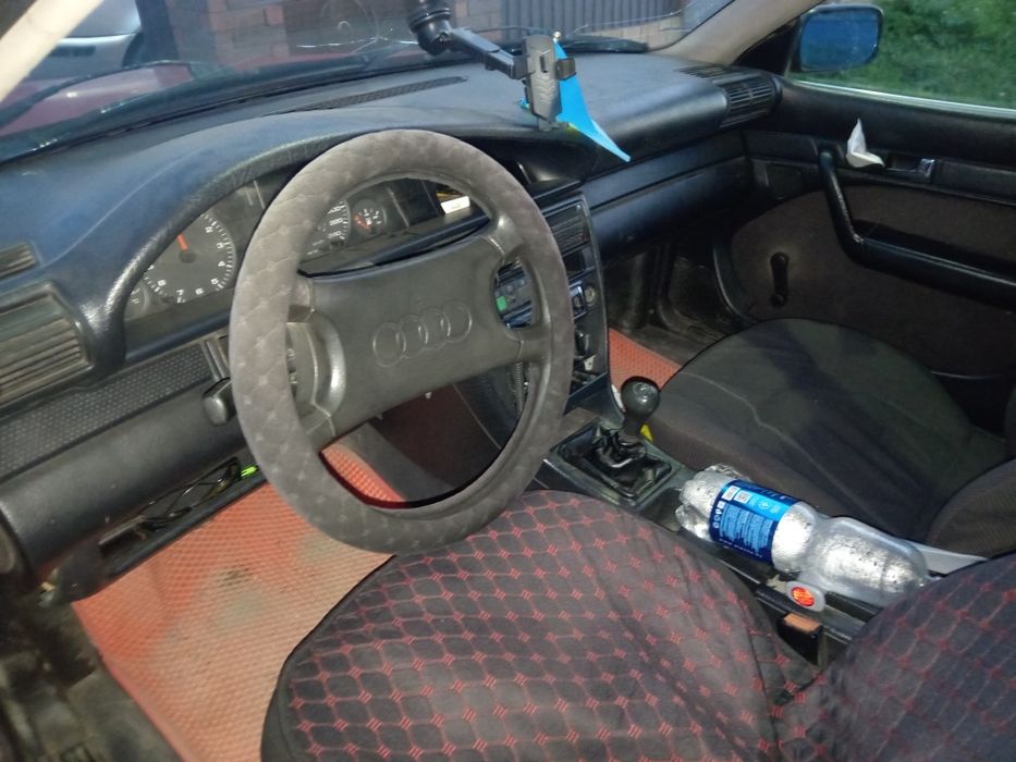 Продаю АУДИ 100 с4