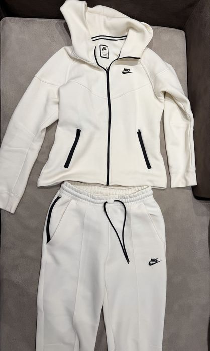 Анцуг Nike Tech Fleece