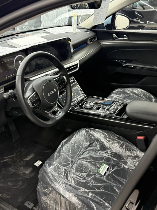 Киа к5 2025 йил 10000 км юрган