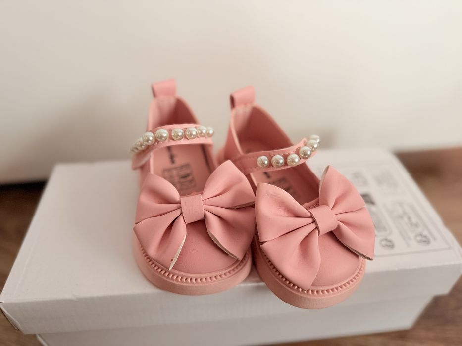 Официални обувки за момиченце