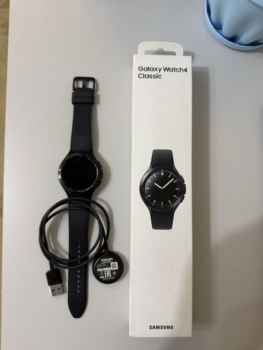 Продам часы Samsung