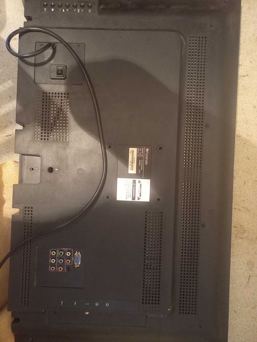 телевизор за 100000 прродаю