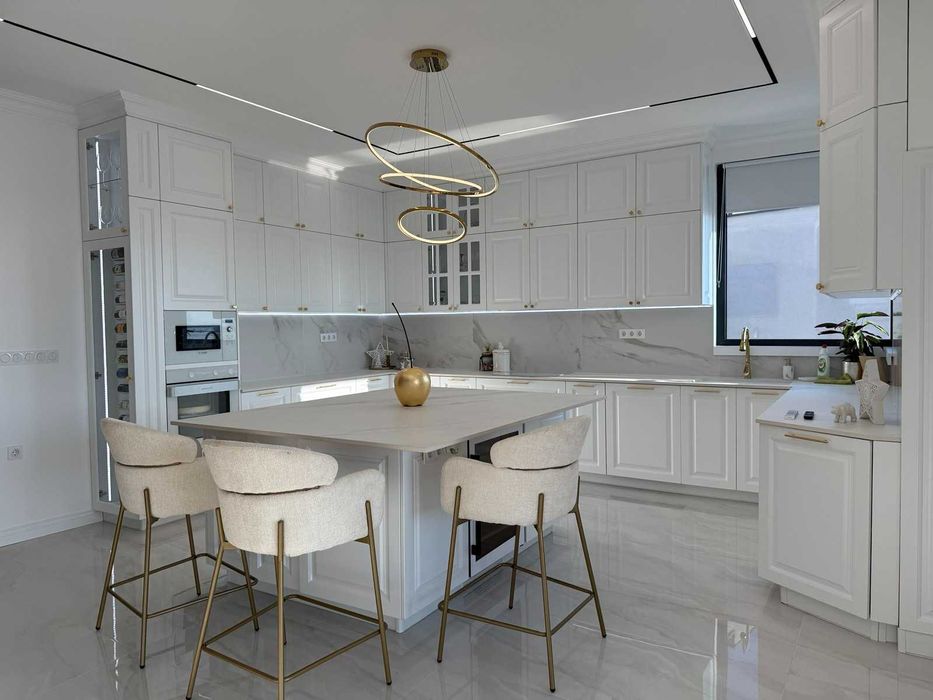 Продава се Къща в с. Радиново, Област Пловдив - 430 кв.м за 2094 €/кв.м - Снимка #4