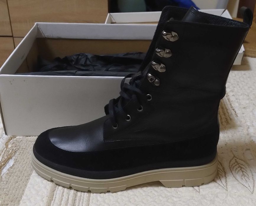 Боти 37 и 38 номер