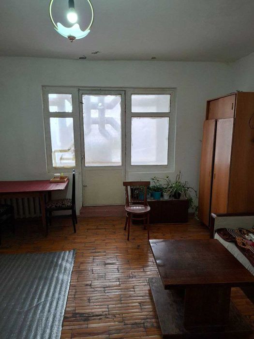 1 / 6 / 9 комнат. Чиланзар-18 Кв. Панельный Дом 40м2. С Мебелью.