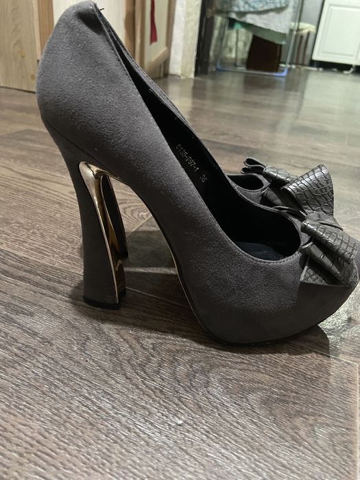 Продам туфли