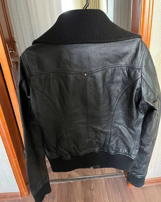 Продам кожанные куртки