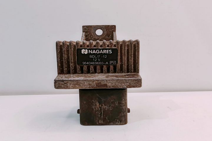 Releu Bujii 9640469680A Renault Megane a 2-a generatie seria