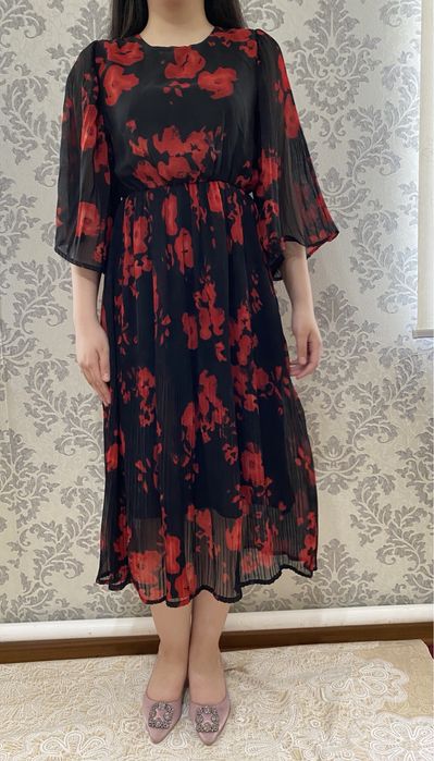 Женские платья