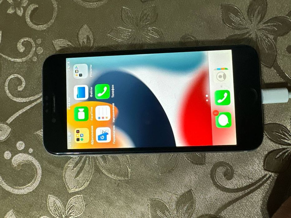 Срочно продаётся айфон 6 s 64GB идеально состояние