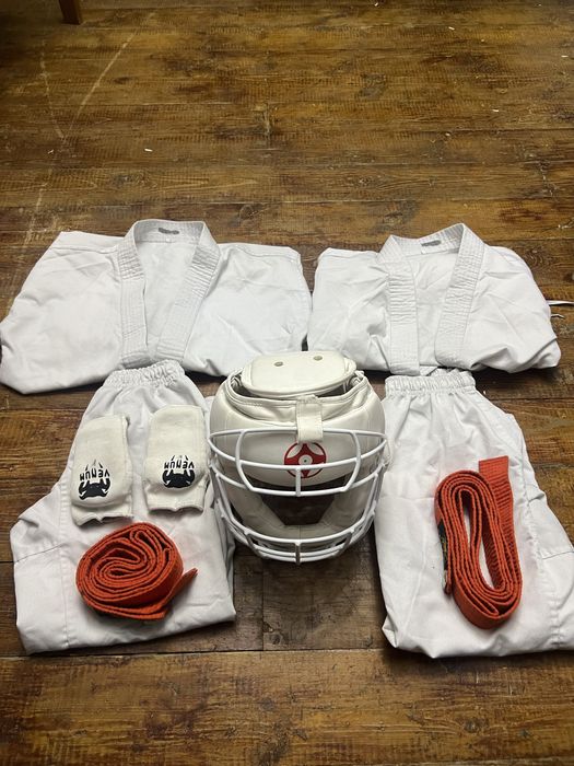 Каратэ форма.