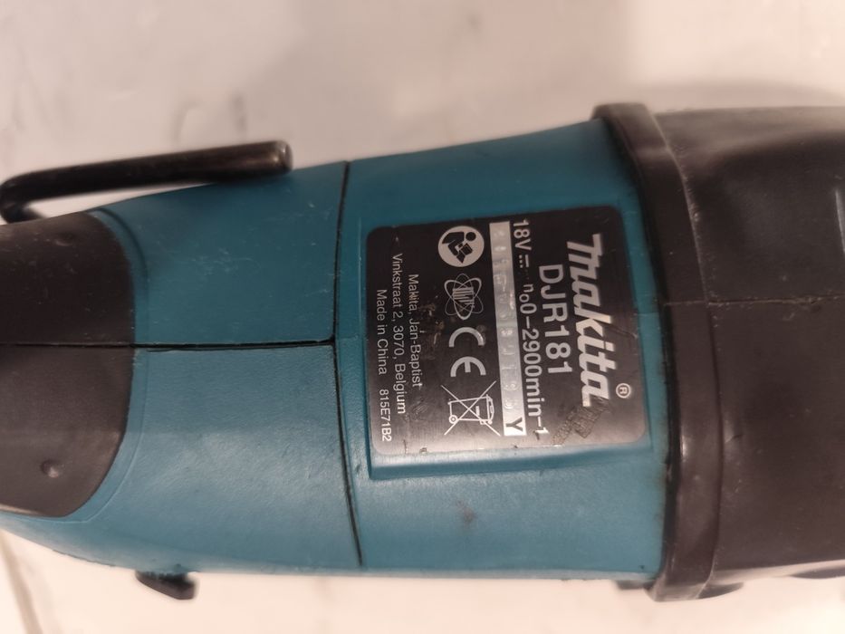 Акумулаторен саблен трион ножовка Макита Makita DJR181