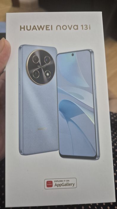Huawei nova 13 i