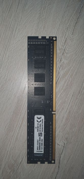 Kingston 8 GB DDR3 1600 MHz RAM (KVR16N11/8)  va yana 4 gb unumiy 12GB