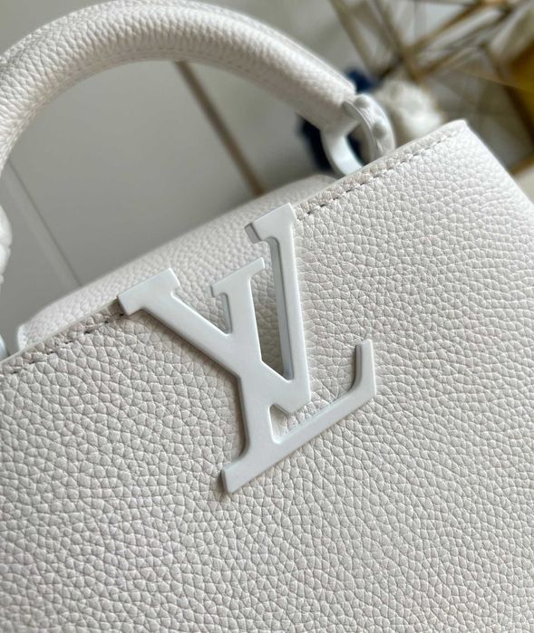 Geanta LV Louis Vuitton Capucines 21cm alb, Premium