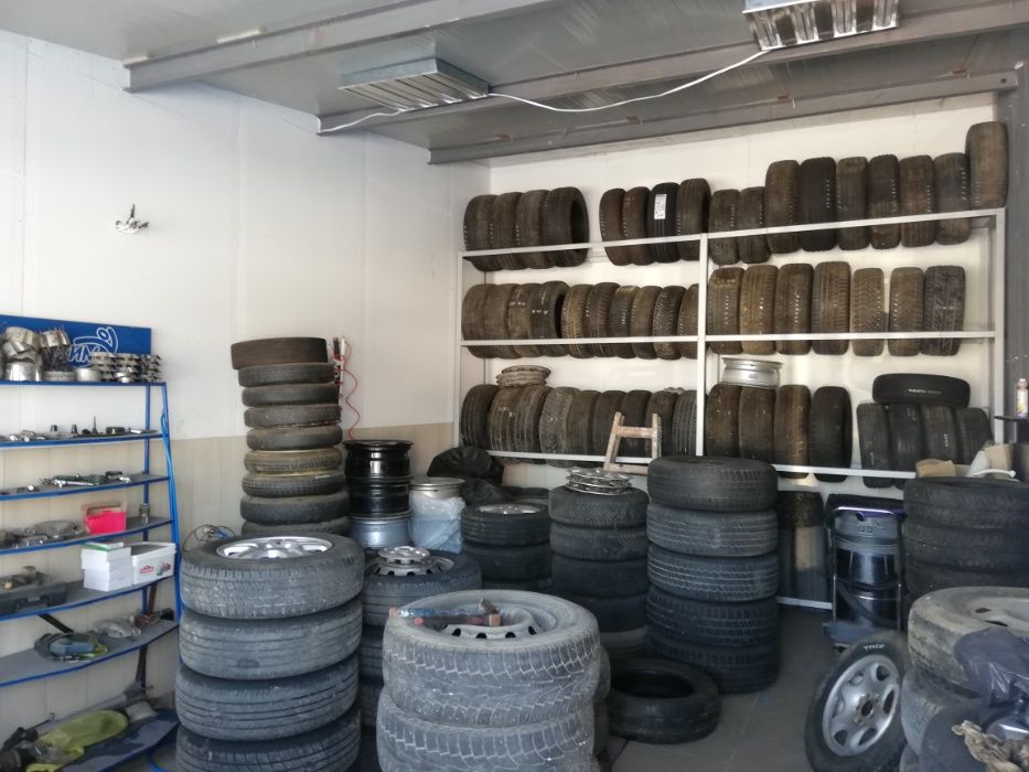 Промишлен имот в бившия завод добруджа