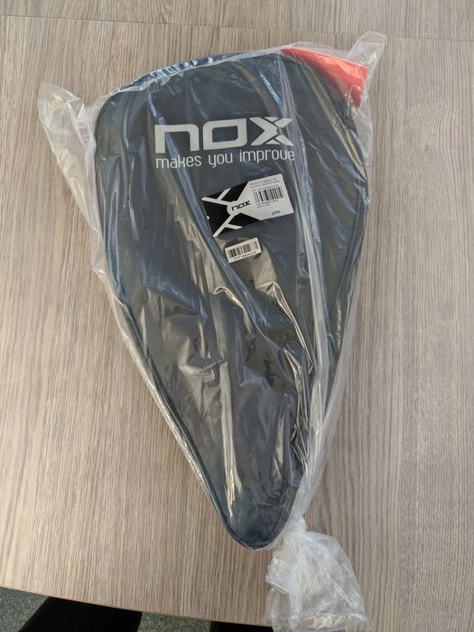 Racheta padel Nox AT10