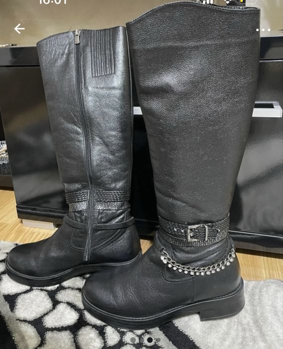 Cizme din piele neagra