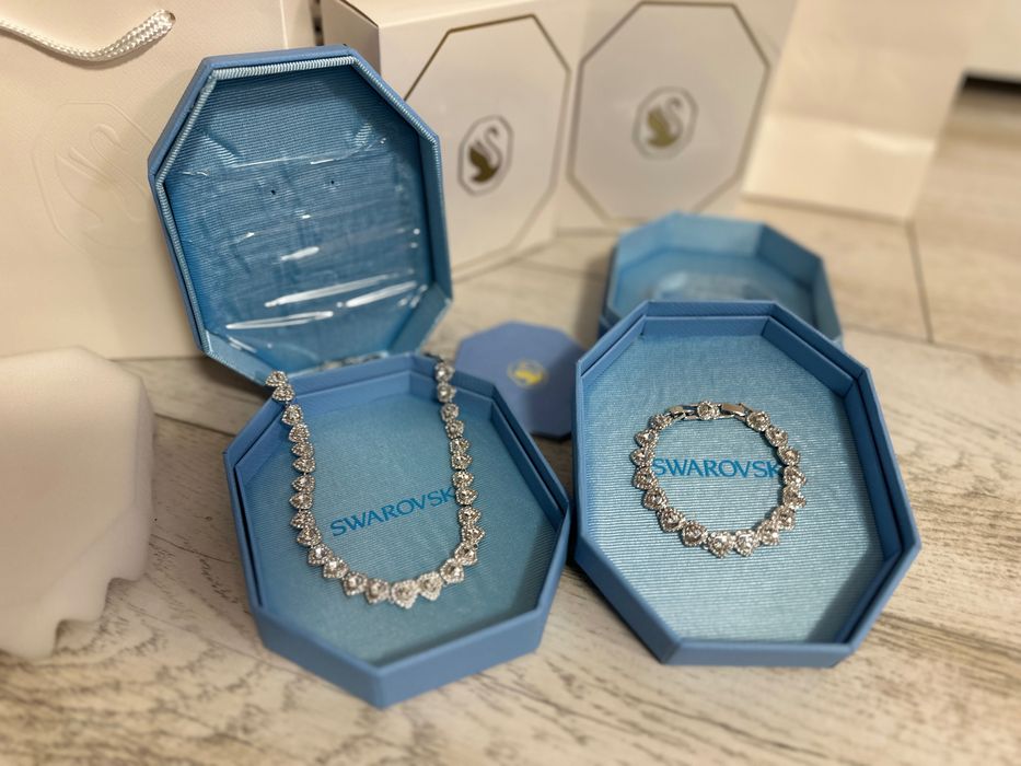 Set Swarovski Angelic Ariana Grande colier, brățară, cercei
